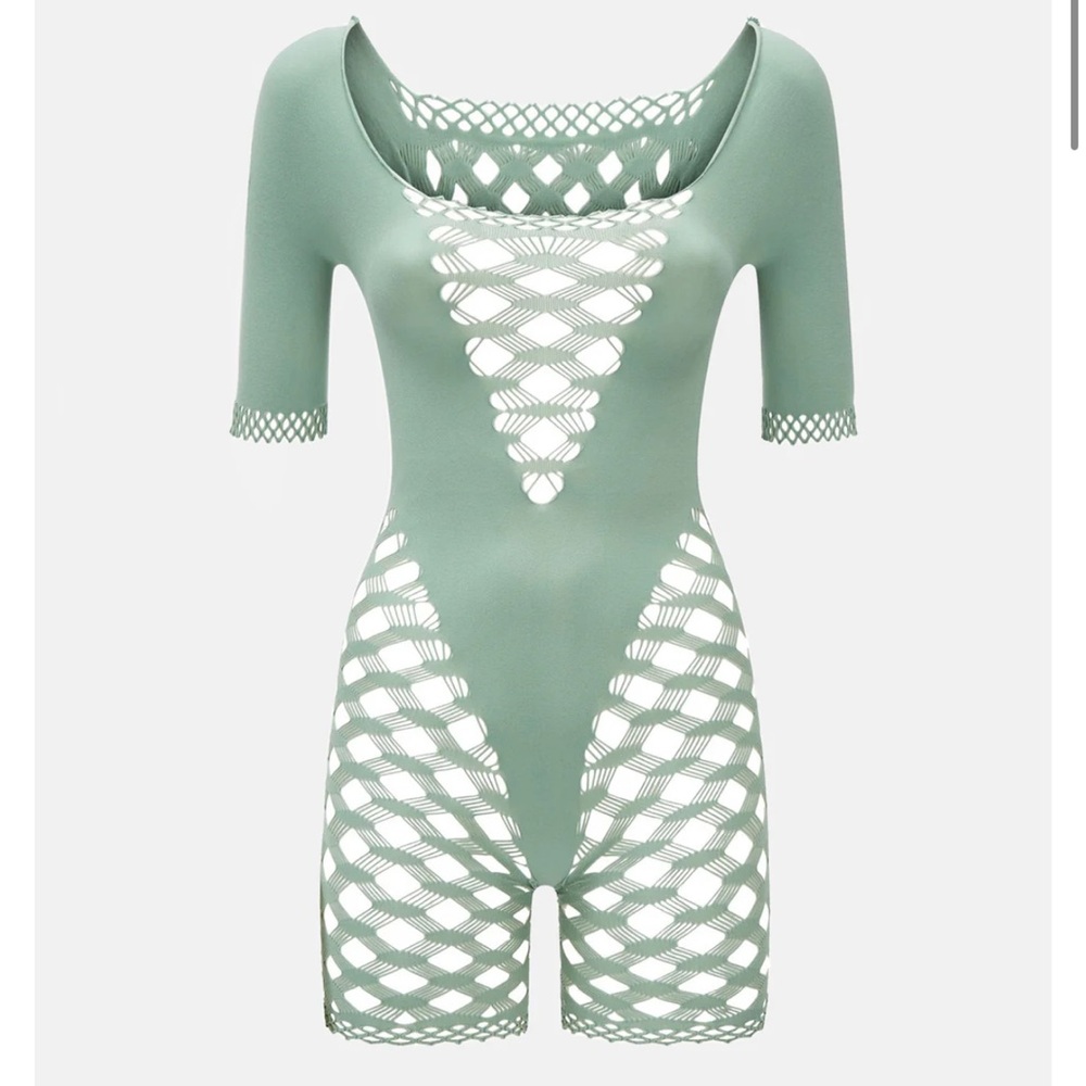 Poster Girl Shelly playsuit taupe new